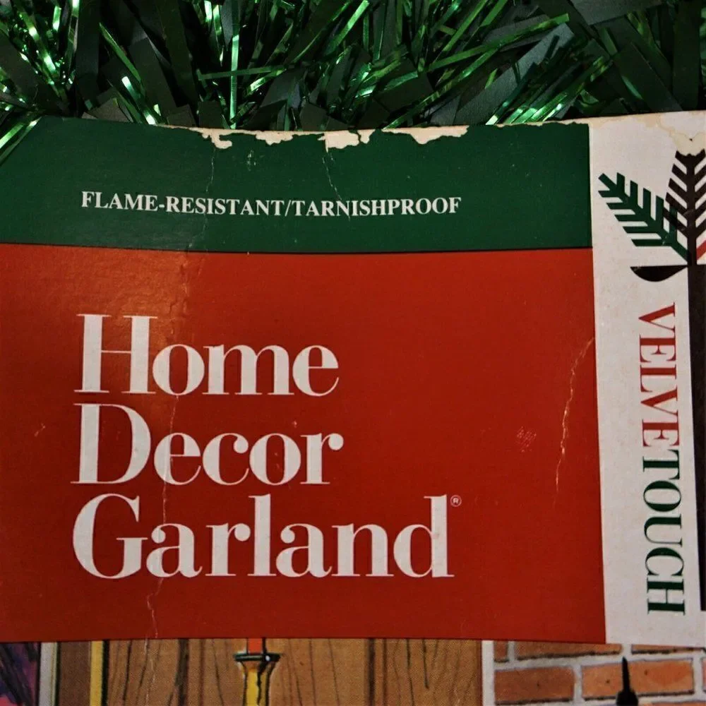 Vintage Home Decor Garland VELVET TOUCH 15ft Green Tinsel Christmas Indoor Outdo